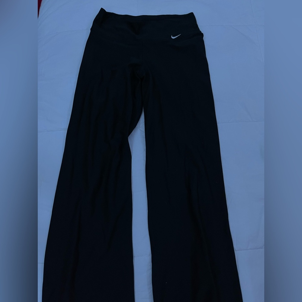 nike flare leggings